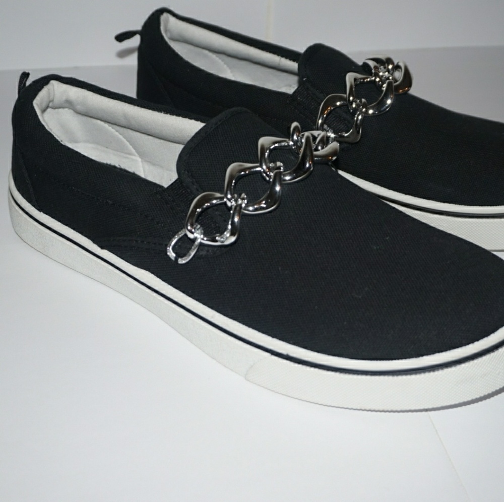Mens slip-on sneakers